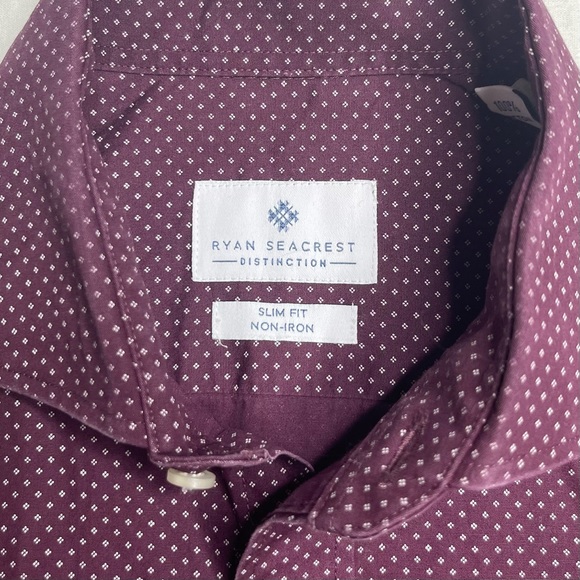 Button Down Shirt 👔 - Picture 3 of 5